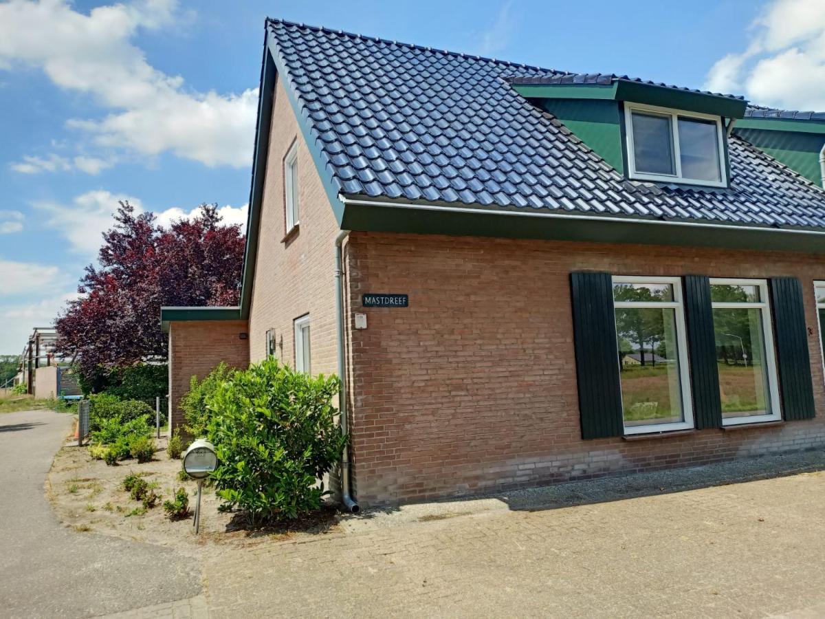 Vakantiehuis Mastdreef Villa Breda Bagian luar foto